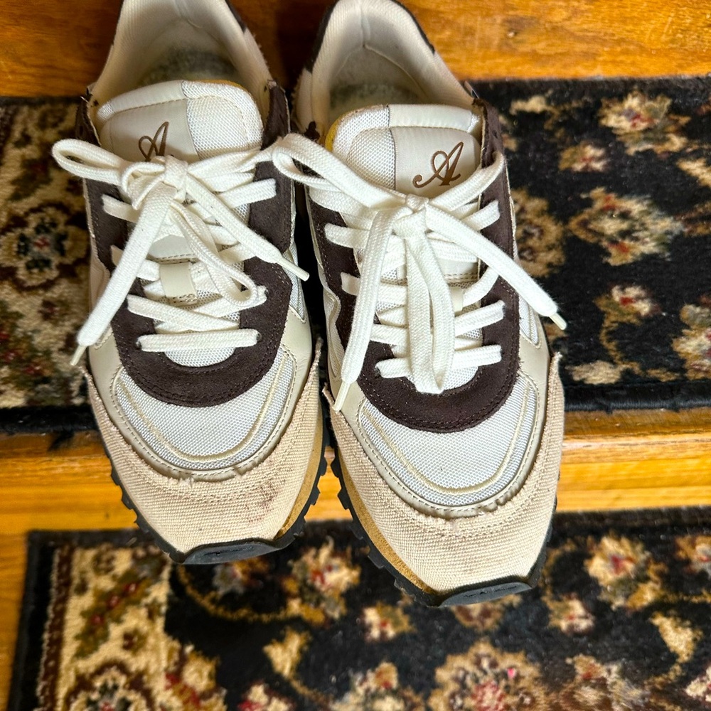 Axel Arigato sonar mixed in size 9